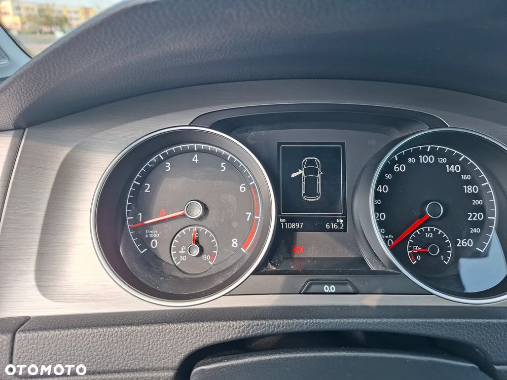 Volkswagen Golf 1.4 TSI BMT Comfortline - 19