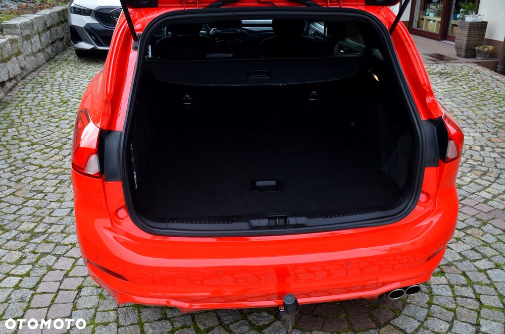 Ford Focus SW 2.0 TDCi ST-Line Black ASS PowerShift - 13