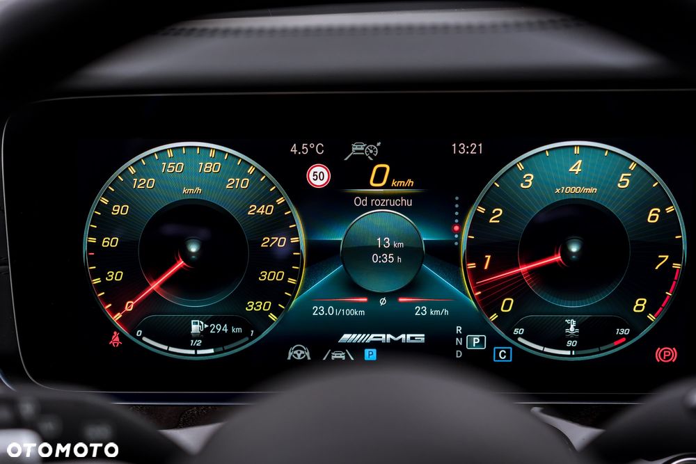 Mercedes-Benz Klasa E AMG 63 S 4Matic+ 9G-TRONIC - 33