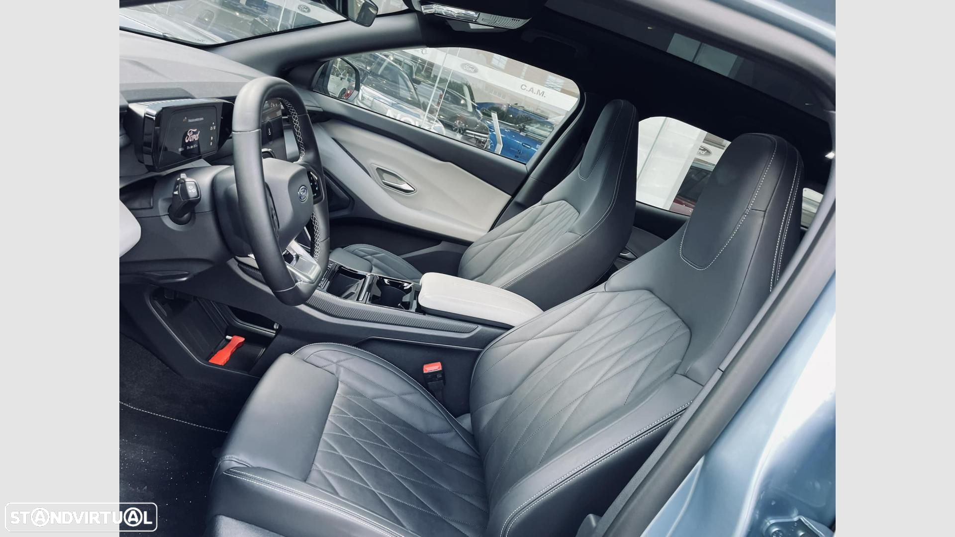 Ford Explorer 77 kWh Premium - 12