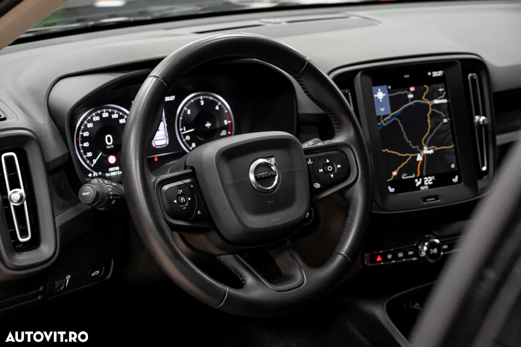 Volvo XC 40 D3 Momentum - 21
