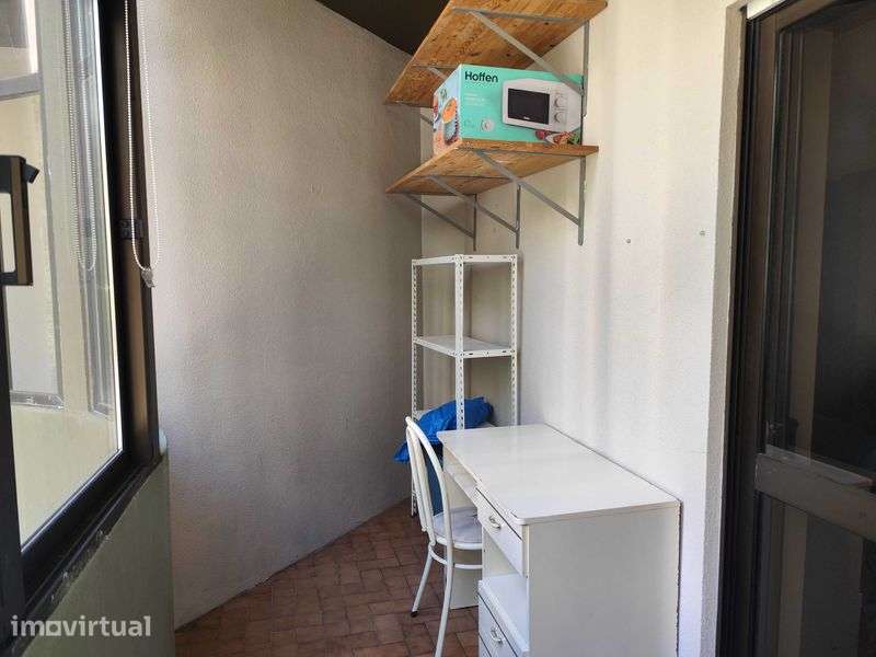 Arrenda-se T1 com Estacionamento no Monte Formoso - Coimbra - Grande imagem: 4/10