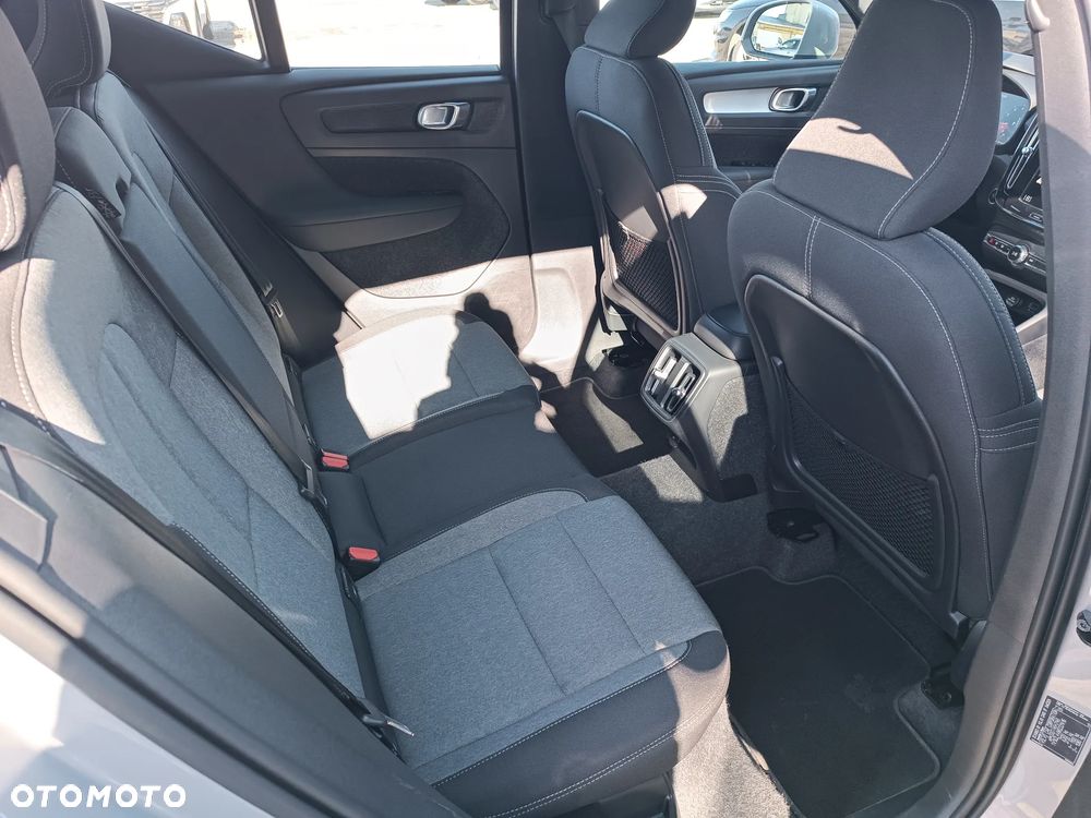 Volvo XC 40 T2 Core - 16