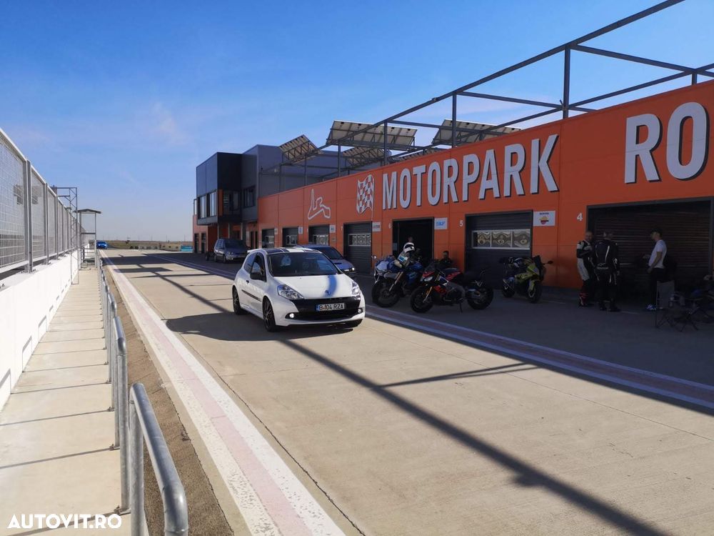 Renault Clio III 2.0 16V Team - 25