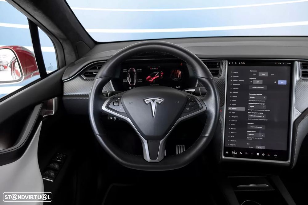 Tesla Model X P100D - 10