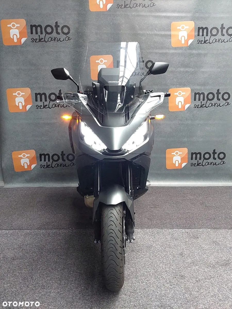 Honda NT - 8