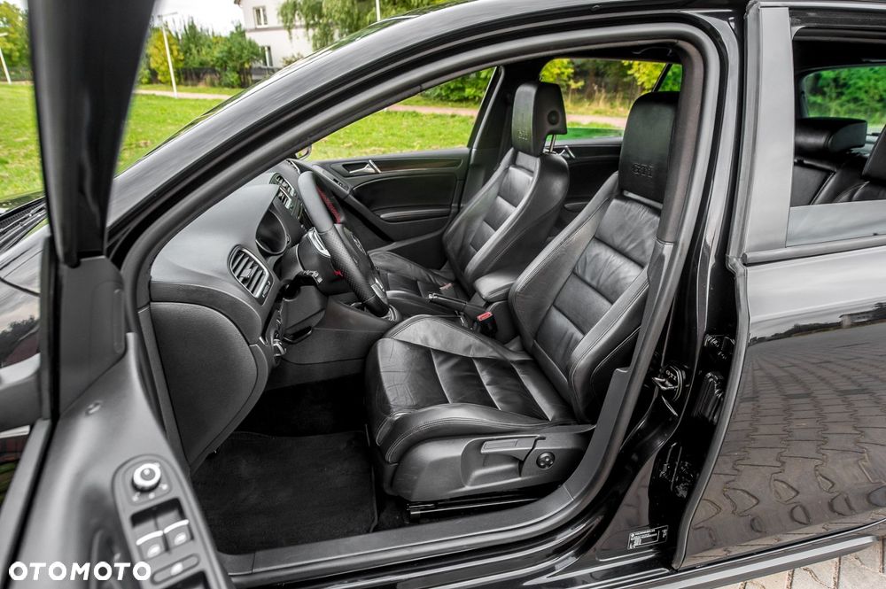 Volkswagen Golf 2.0 GTI - 22