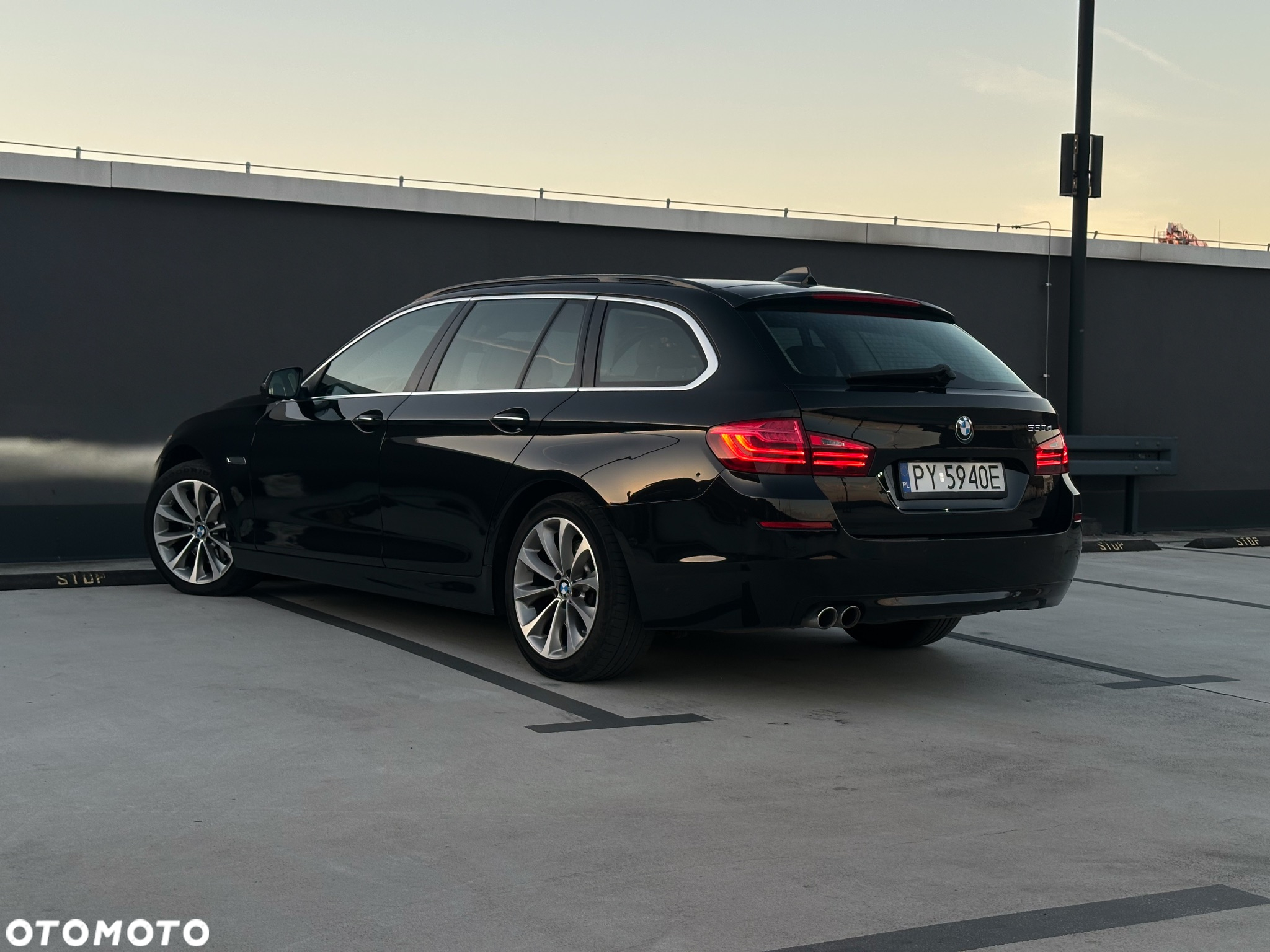 BMW Seria 5 530d xDrive Luxury Line - 34