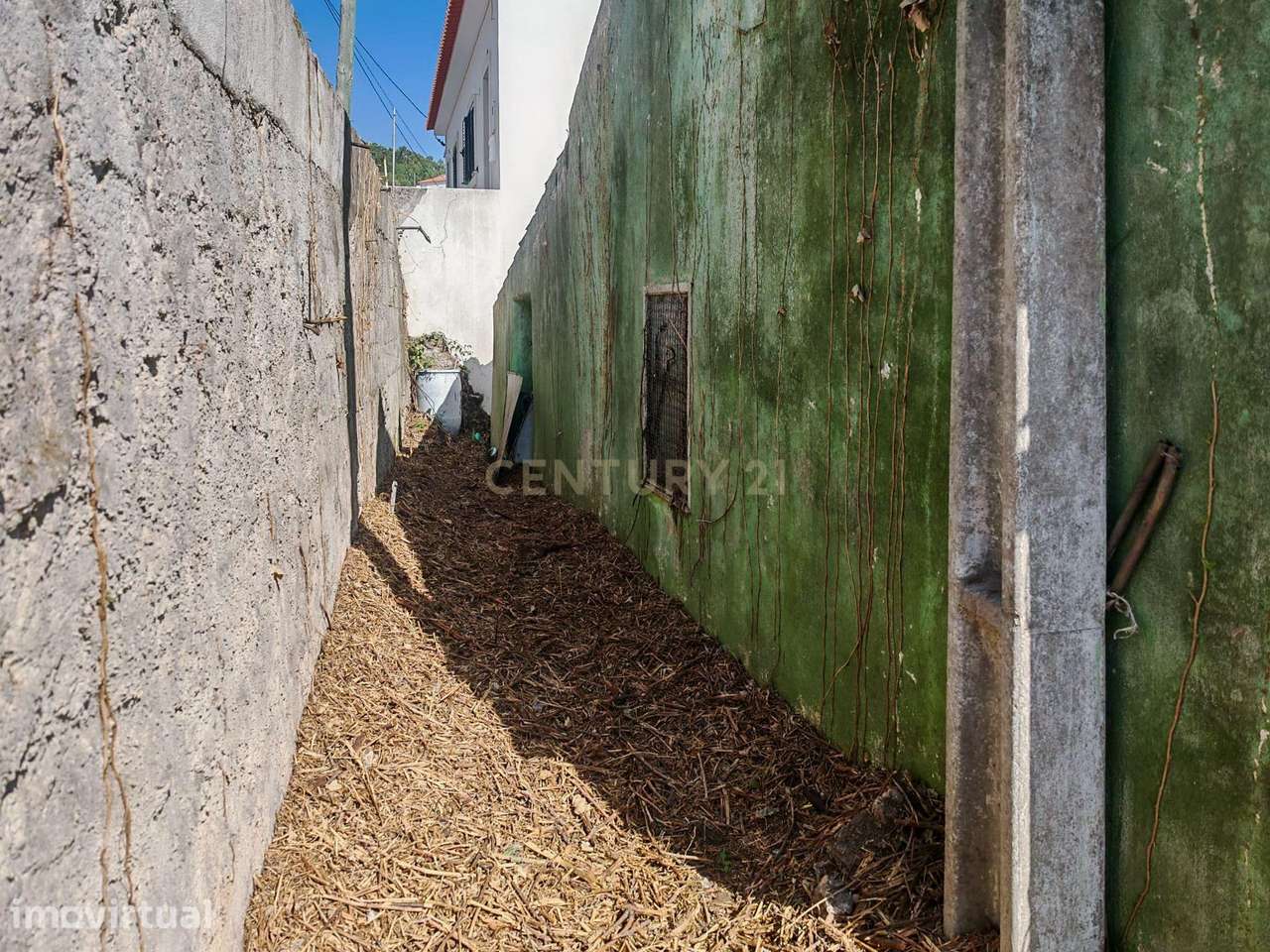 Moradia com Anexo e Terreno de 242 m² | Oportunidade de Reabilitação e - Grande imagem: 4/9