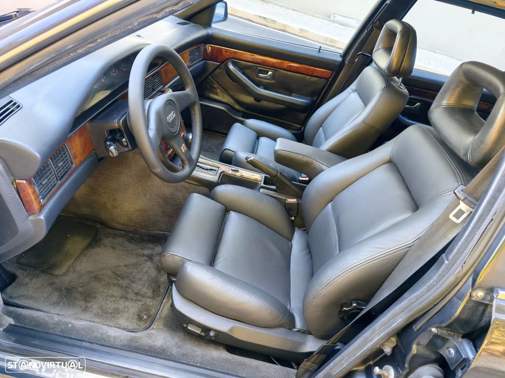 Audi V8 - 9
