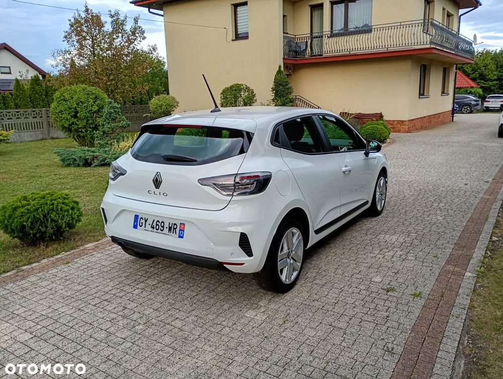 Renault Clio - 8
