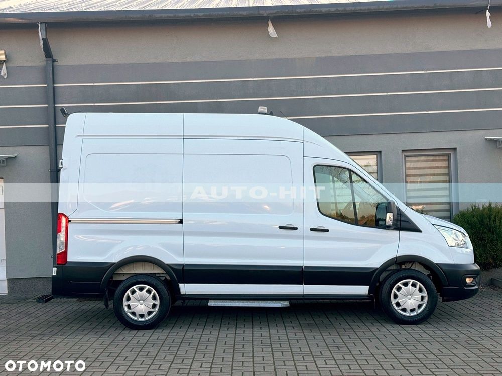 Ford Transit - 12