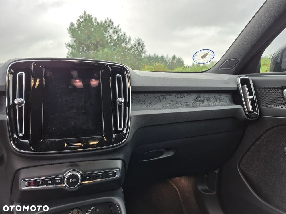 Volvo XC 40 Recharge 82 kWh Single M Extended Range RWD Core - 31
