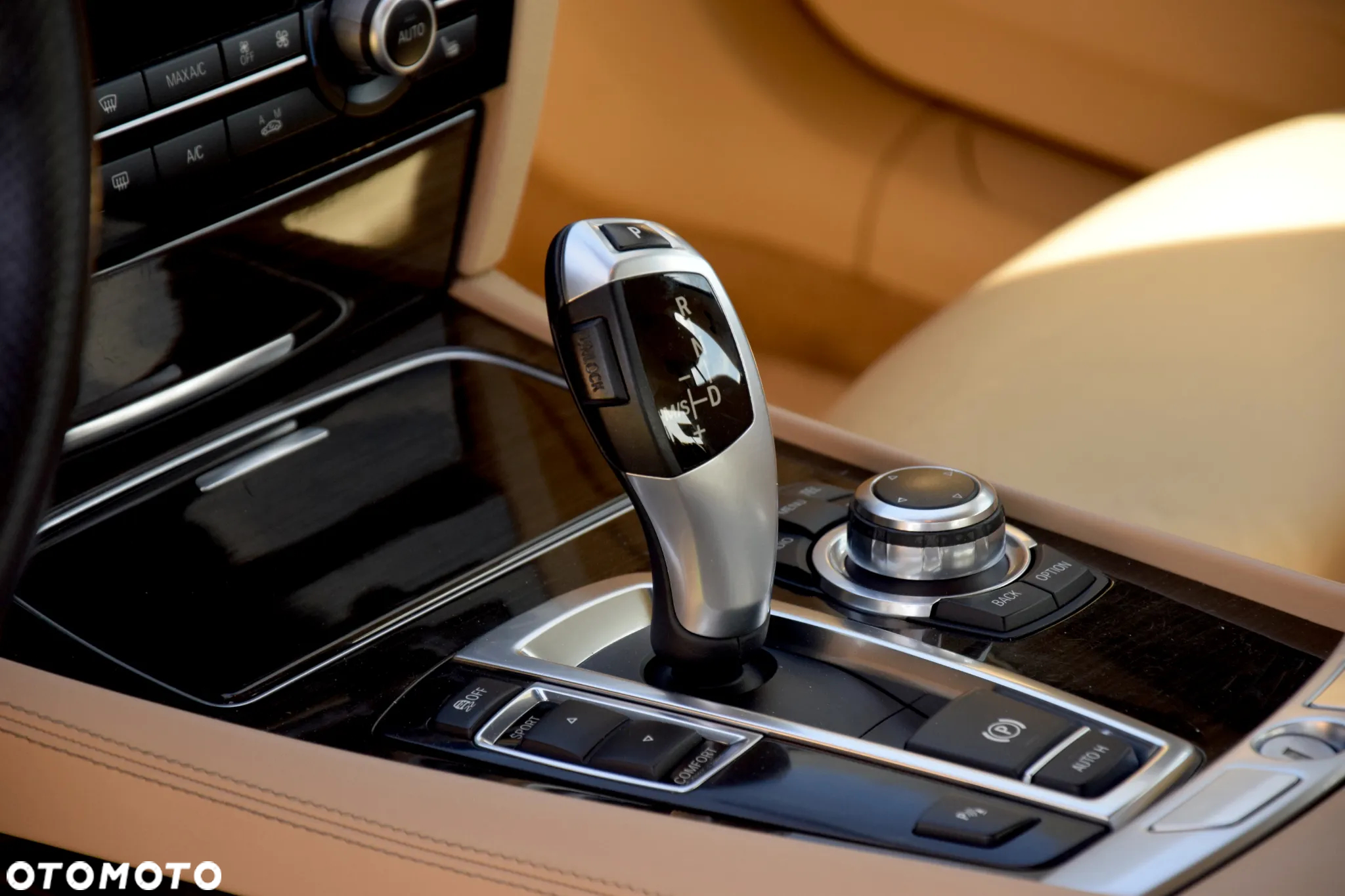 BMW Seria 7 740d - 17