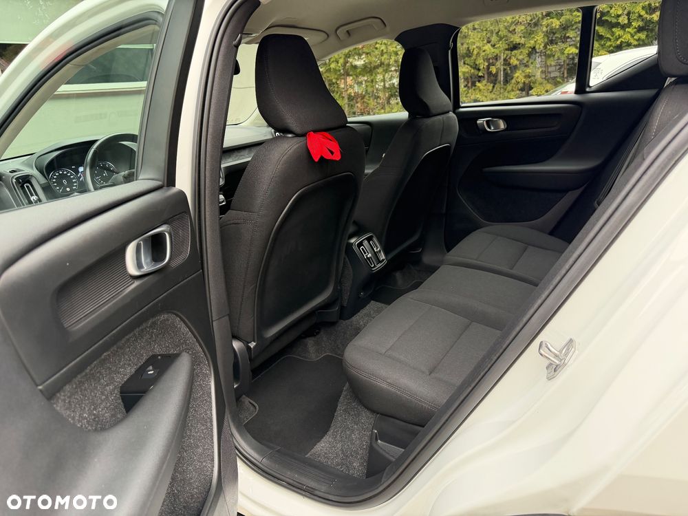 Volvo XC 40 T3 Momentum - 11