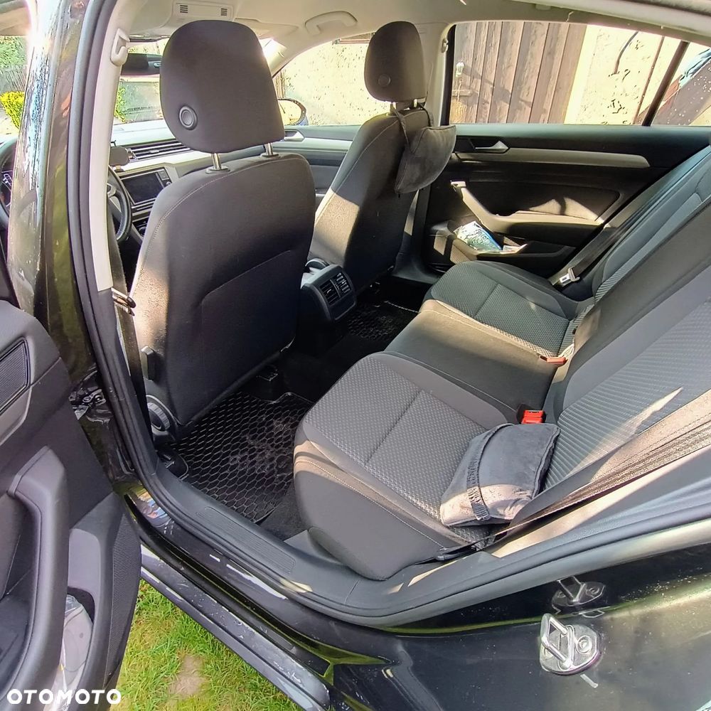 Volkswagen Passat 1.5 TSI EVO Essence - 9