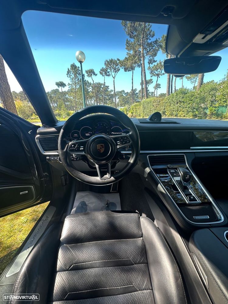 Porsche Panamera Sport Turismo - 27