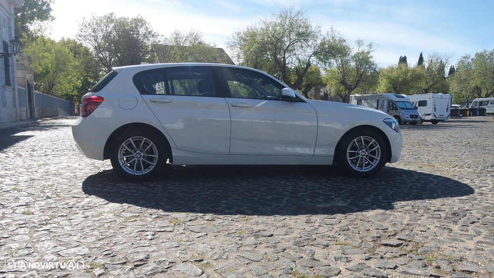 BMW 116 i Aut. Sport Line - 6