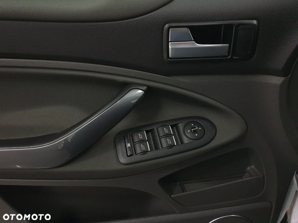 Ford Kuga 2.0 TDCi 4x4 Individual - 8