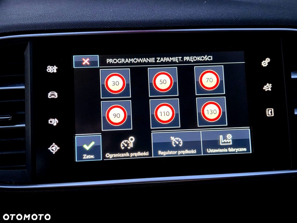 Peugeot 308 - 23