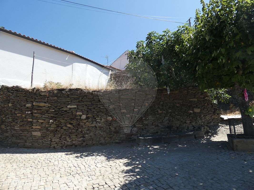 Terreno  para venda - Grande imagem: 2/16