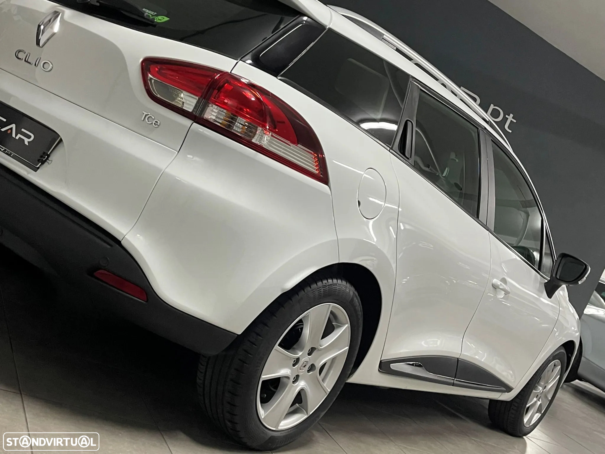Renault Clio Sport Tourer 0.9 TCE Dynamique S - 4