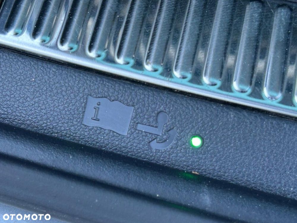 Skoda Superb 1.5 TSI Ambition DSG - 12