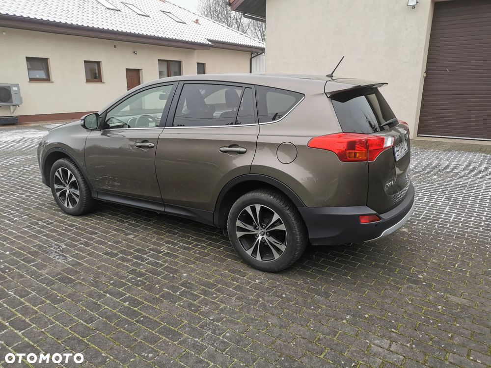 Toyota RAV4 2.0 D-4D Premium - 6