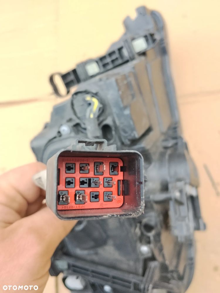 Lampa Lewa Bi xenon skrętny Volvo S60 V60 II Lift Europa 7pin - 3