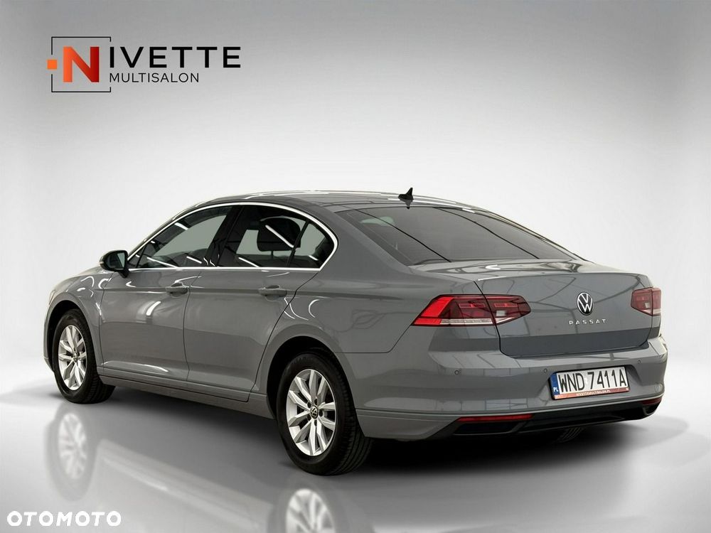 Volkswagen Passat - 5