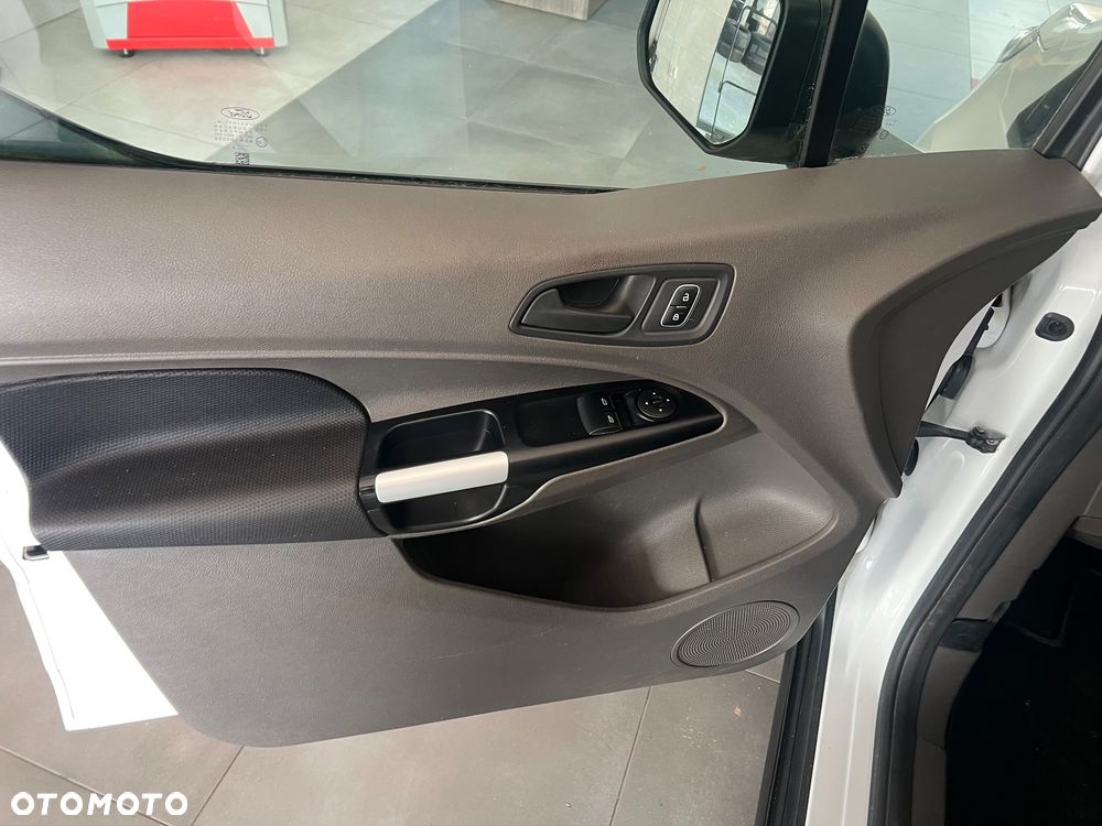 Ford Transit connect - 16