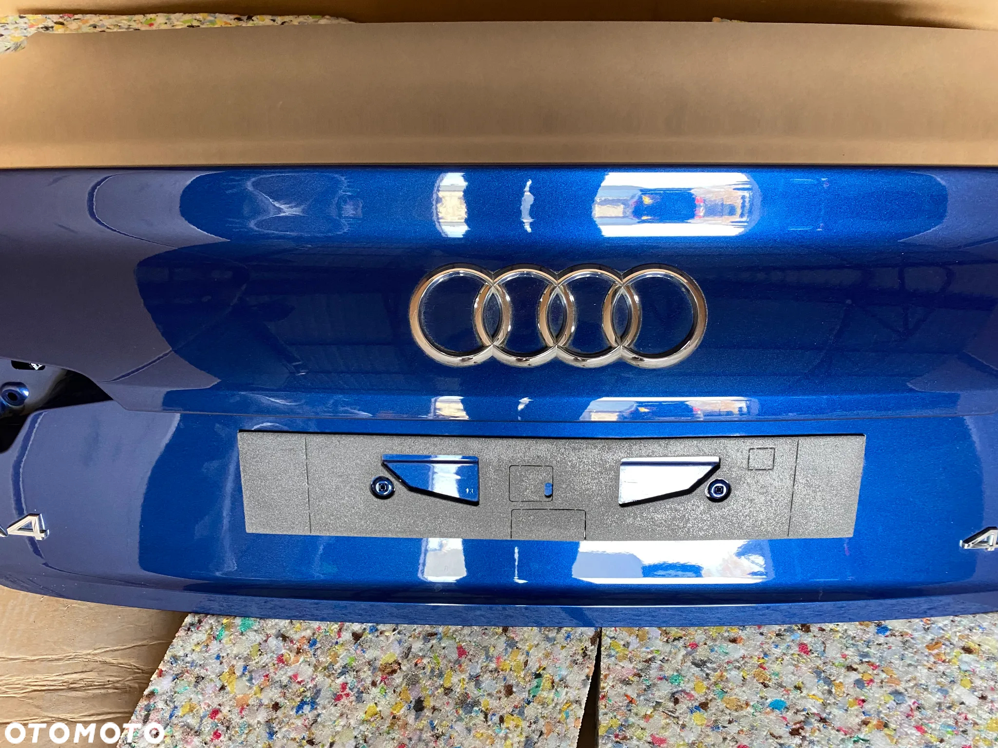 Audi sedan A4 B9 8W kompletny tył klapa lampy zderzak kolor LX5Q 2016 72km drzwi - 7