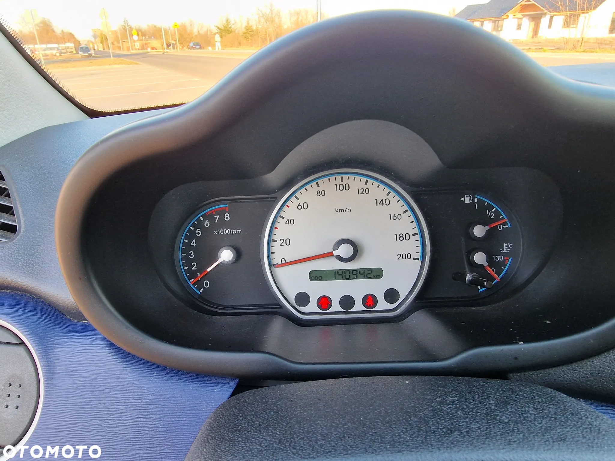 Hyundai i10 - 12