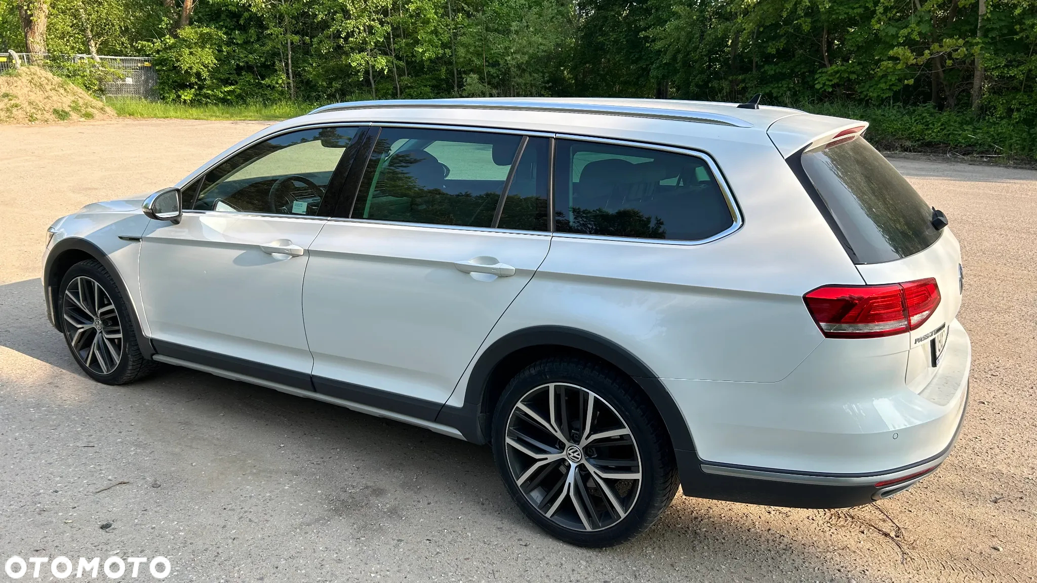 Volkswagen Passat Alltrack 2.0 TDI SCR 4Mot DSG - 23
