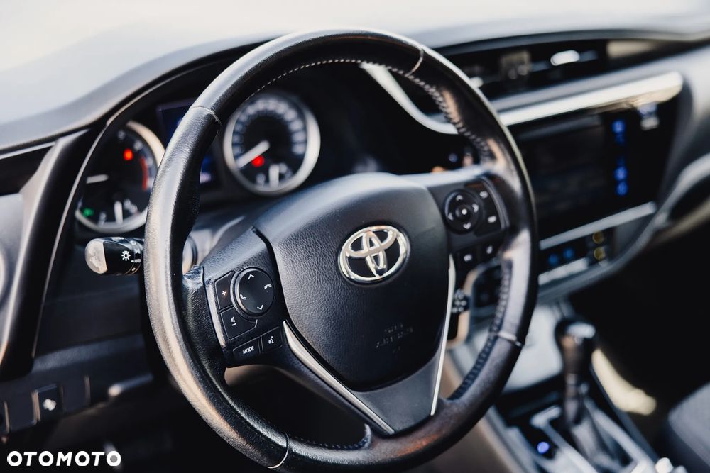 Toyota Corolla - 9