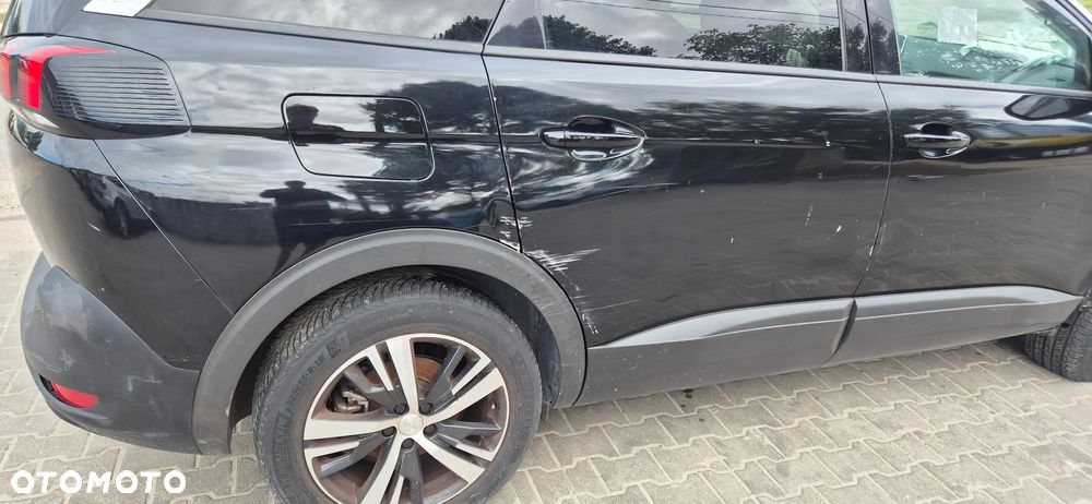 Peugeot 5008 1.2 PureTech Allure S&S EAT8 - 15