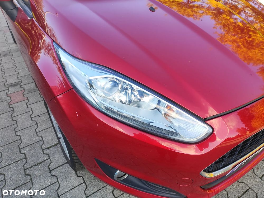 Ford Fiesta 1.0 EcoBoost Start-Stop Titanium - 11