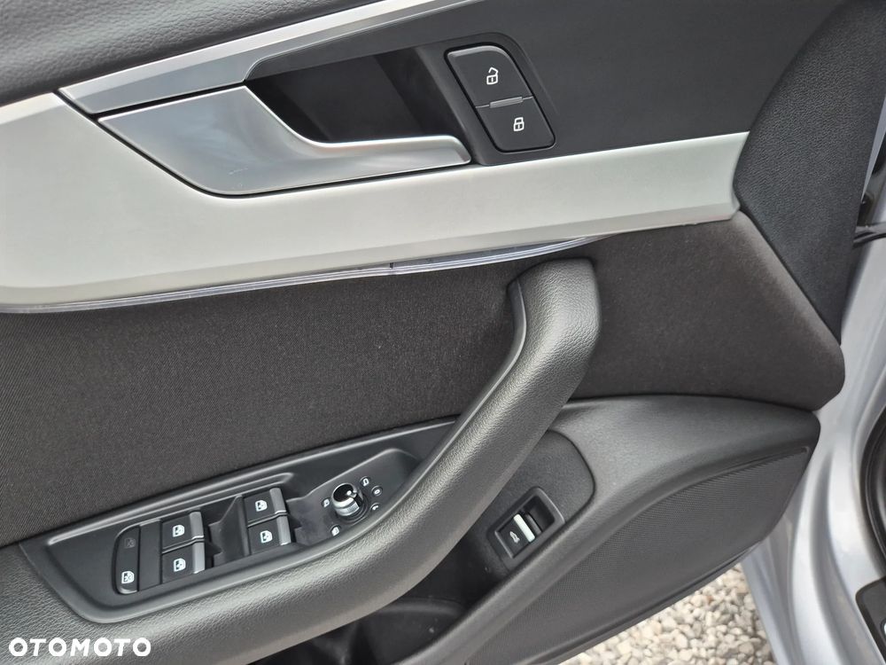 Audi A4 Avant 2.0 TDI ultra S tronic design - 34