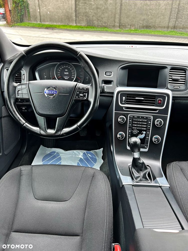 Volvo V60 D3 Business Edition - 22