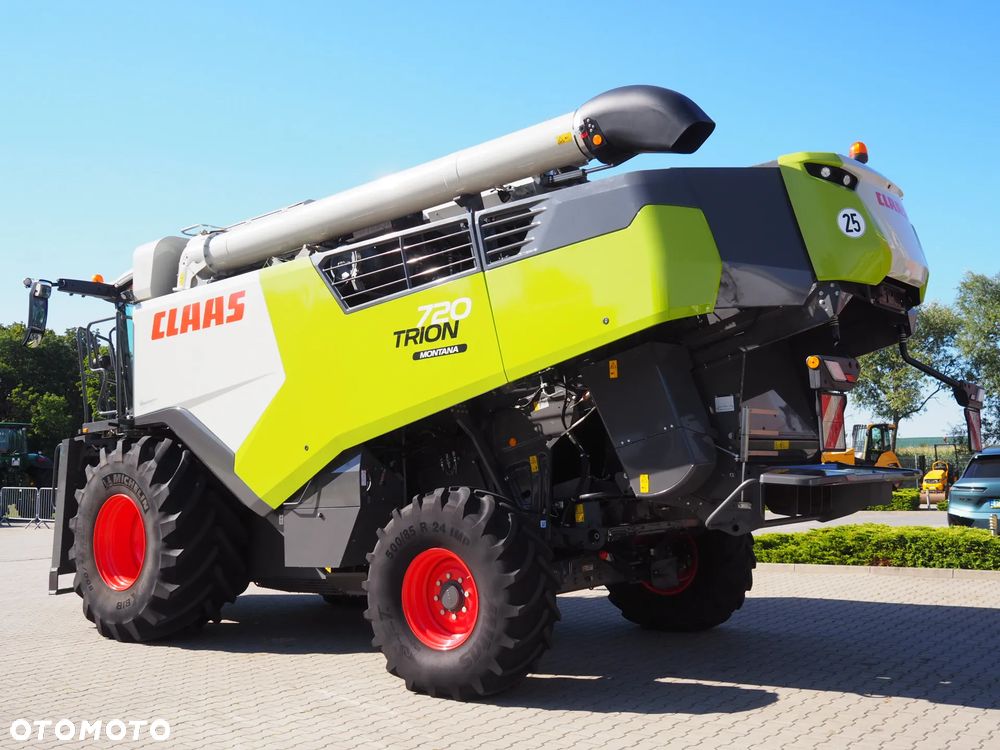 Claas Trion 720 MONTANA + V680 - 3