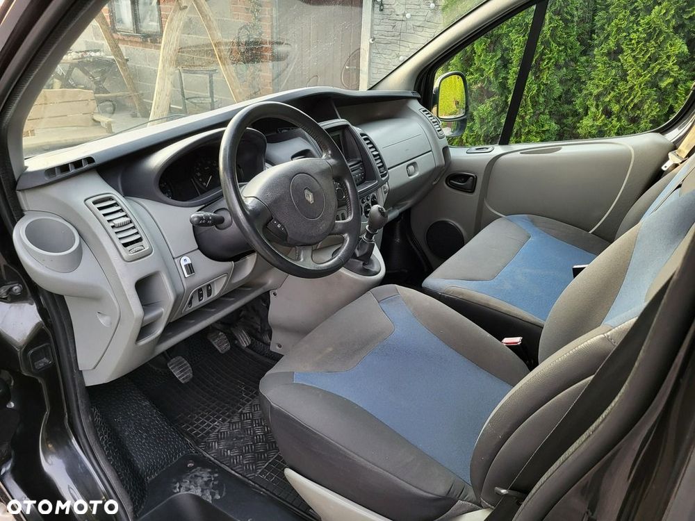 Renault Trafic - 17