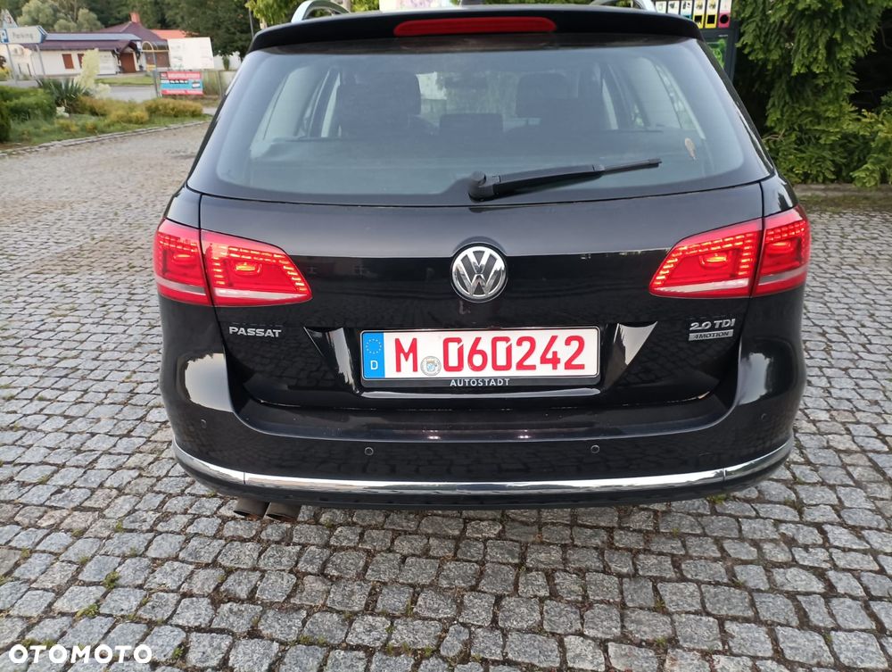 Volkswagen Passat Variant 2.0 TDI 4Motion BlueMotion Technol Comfortline - 8