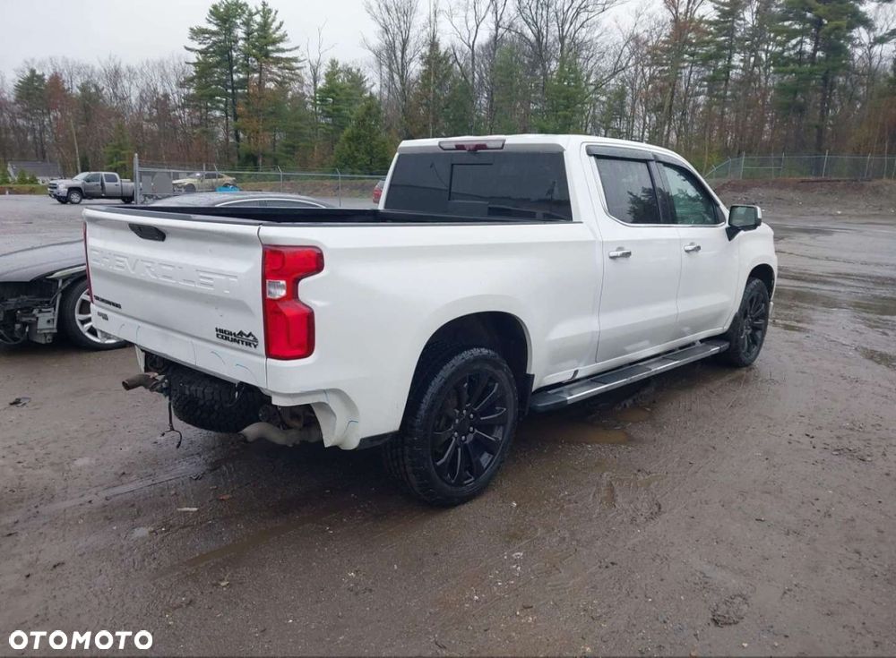 Chevrolet Silverado - 9