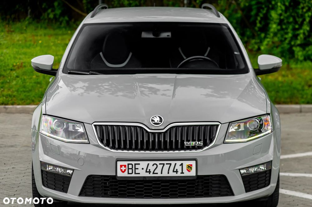 Skoda Octavia 2.0 TDI RS - 18