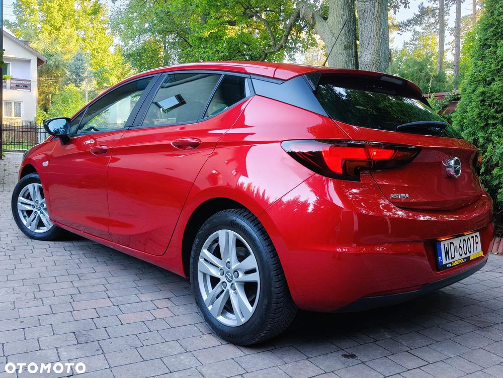 Opel Astra 1.2 T Edition S&S - 11