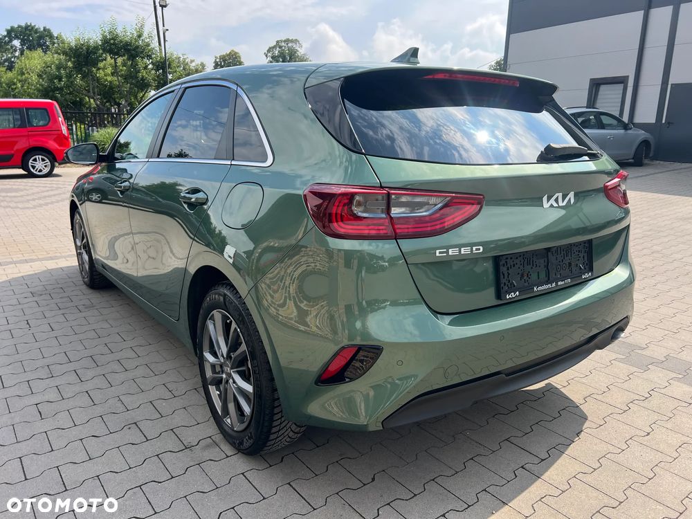 Kia Ceed - 7