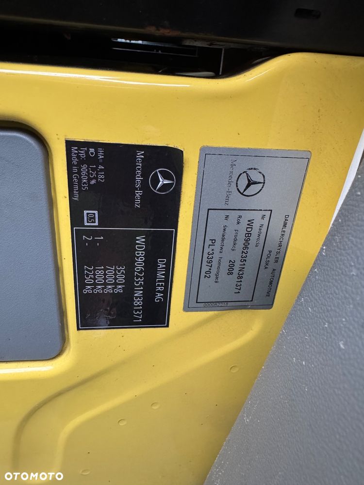 Mercedes-Benz Sprinter - 6