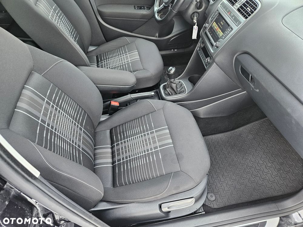 Volkswagen Polo 1.0 TSI Blue Motion Technology Lounge - 17