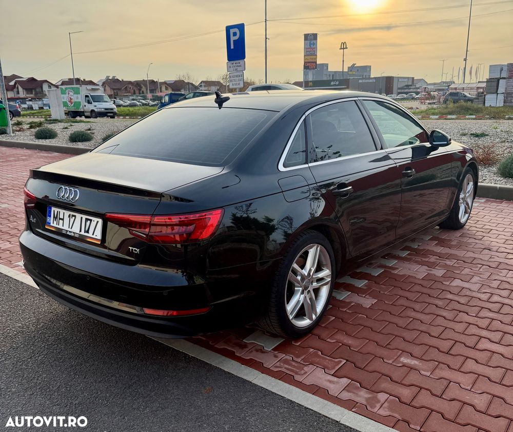 Audi A4 2.0 TDI S tronic - 5