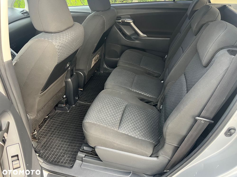 Toyota Verso 2.0 D-4D - 9